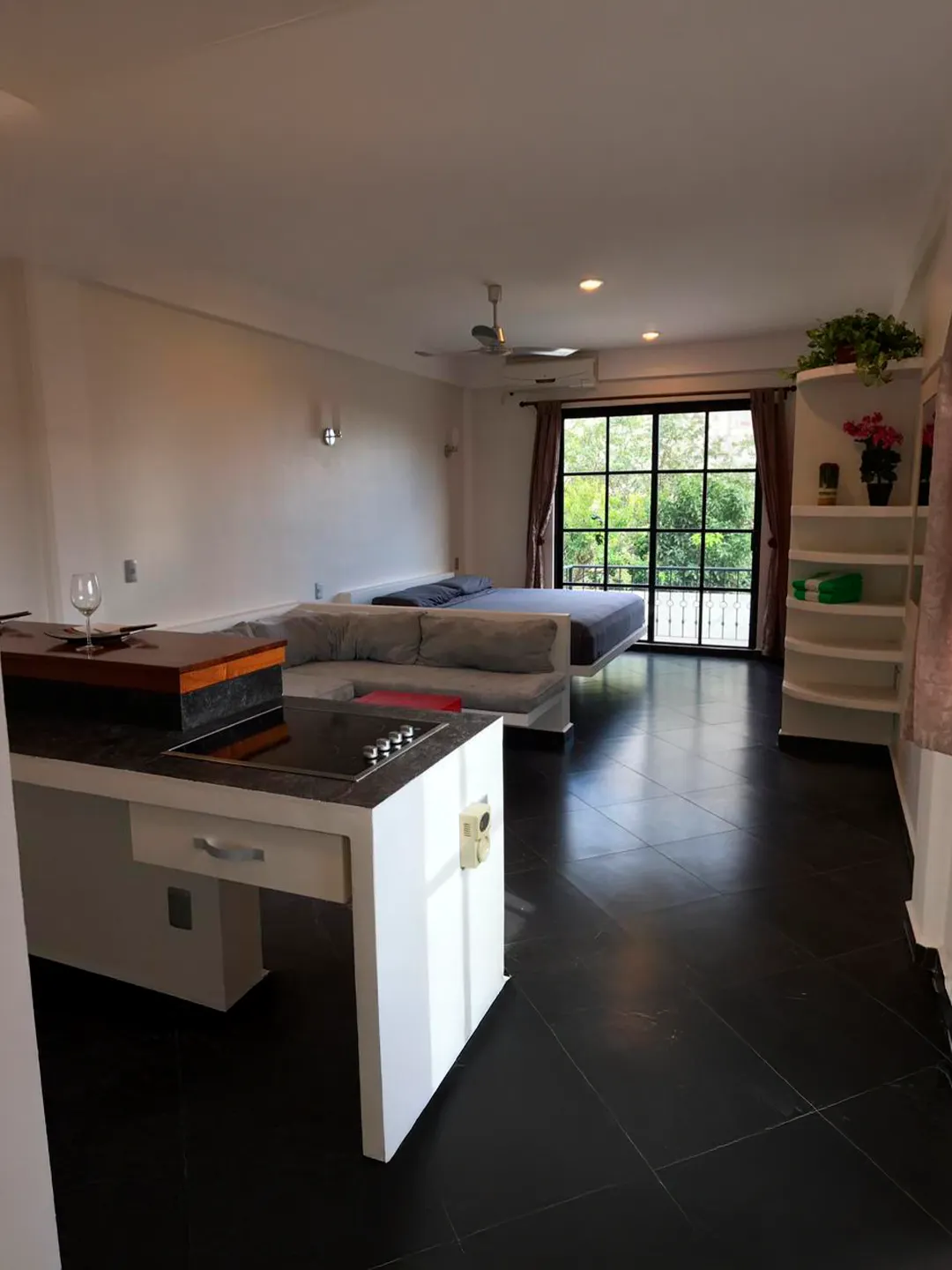 15 Suites